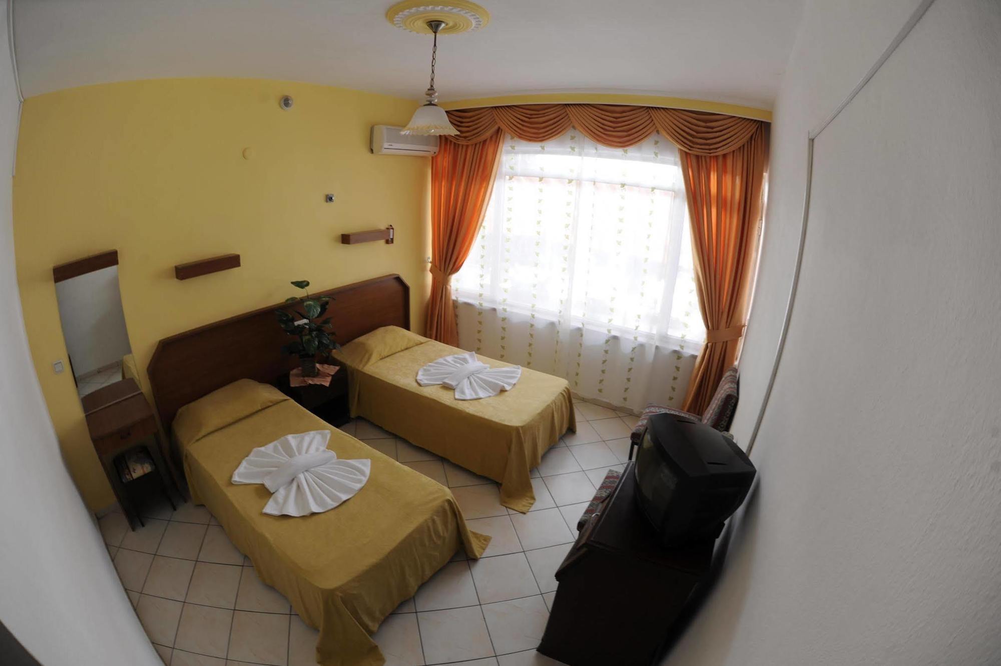 Kleopatra Bebek Hotell
