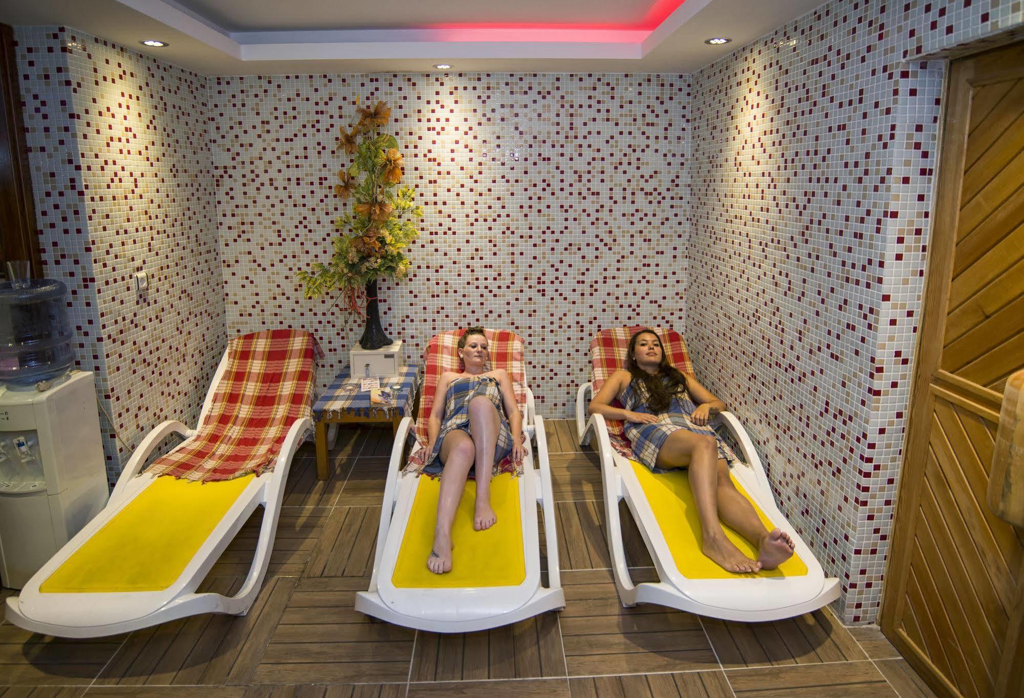 Kleopatra Bebek Hotell 2*