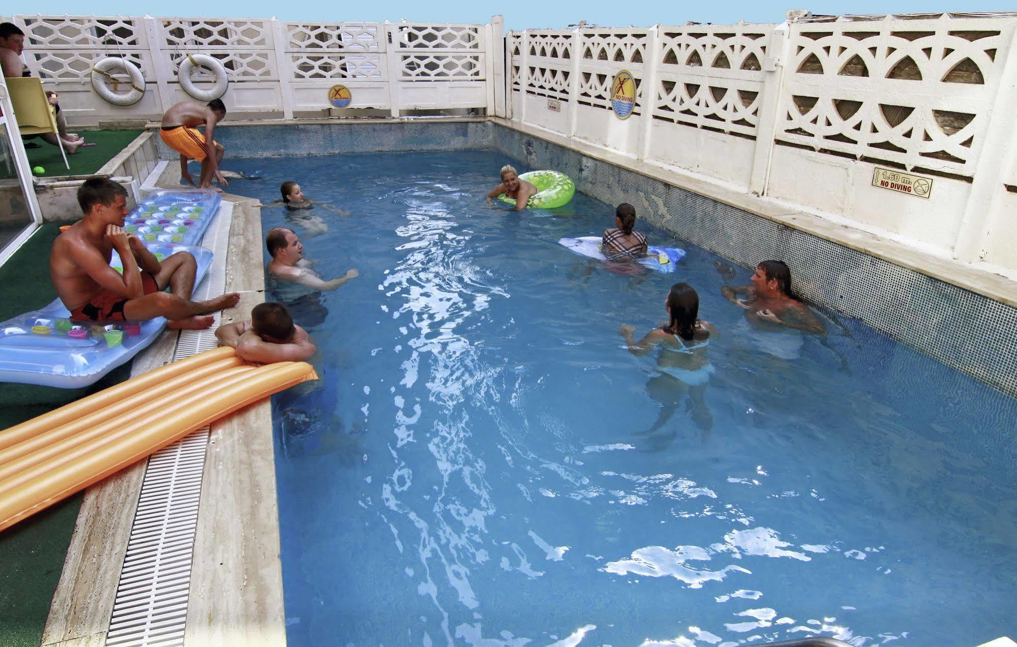 Hotell Kleopatra Bebek